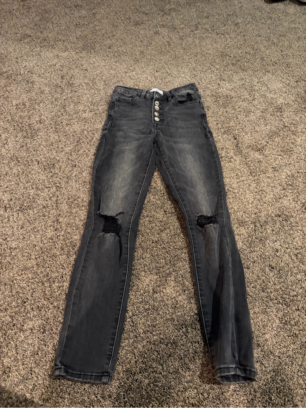 High-Rise Black Skinny Jeans with Knee Distress